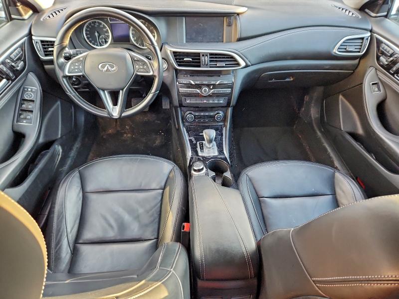 2018 INFINITI QX30 BASE #3304793315