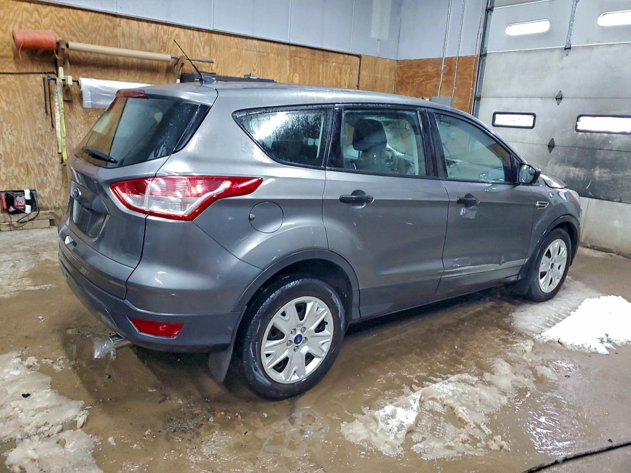 FORD ESCAPE S