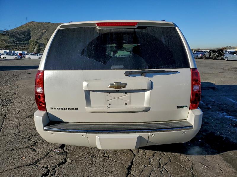2011 CHEVROLET SUBURBAN K #3310464136