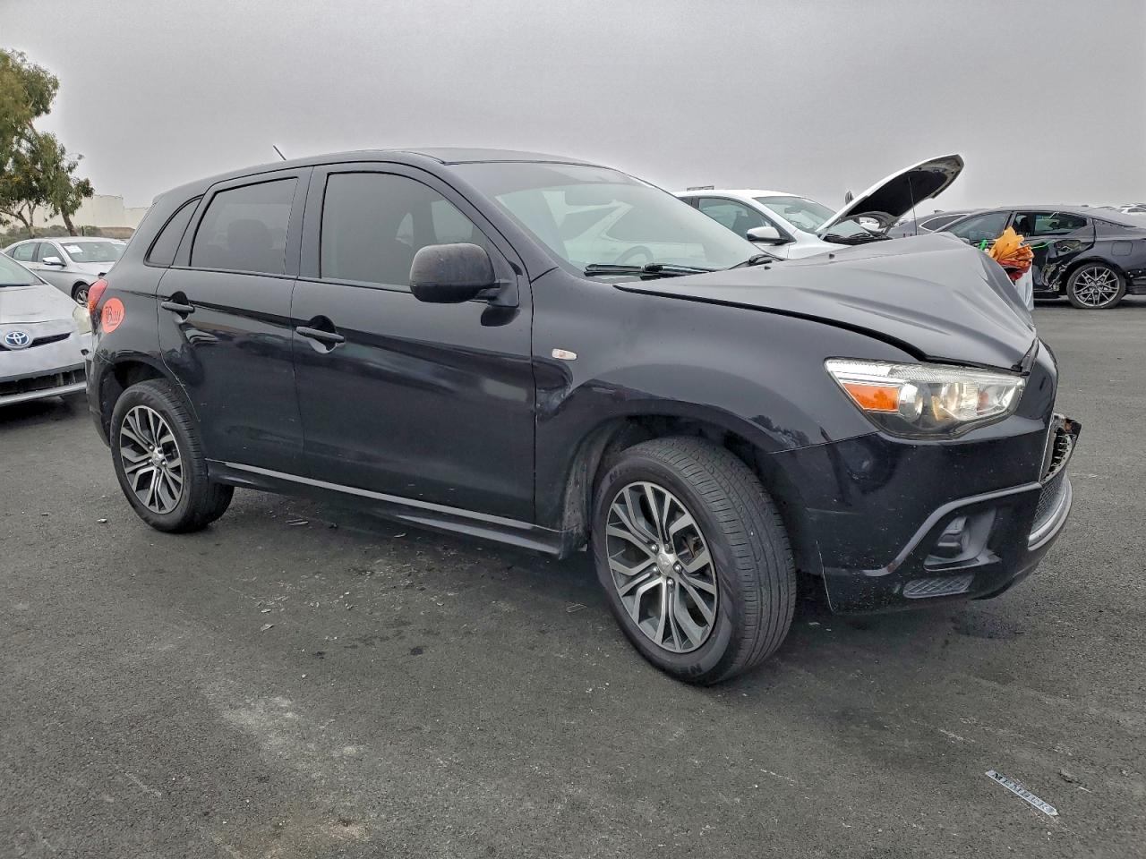 MITSUBISHI OUTLANDER ES