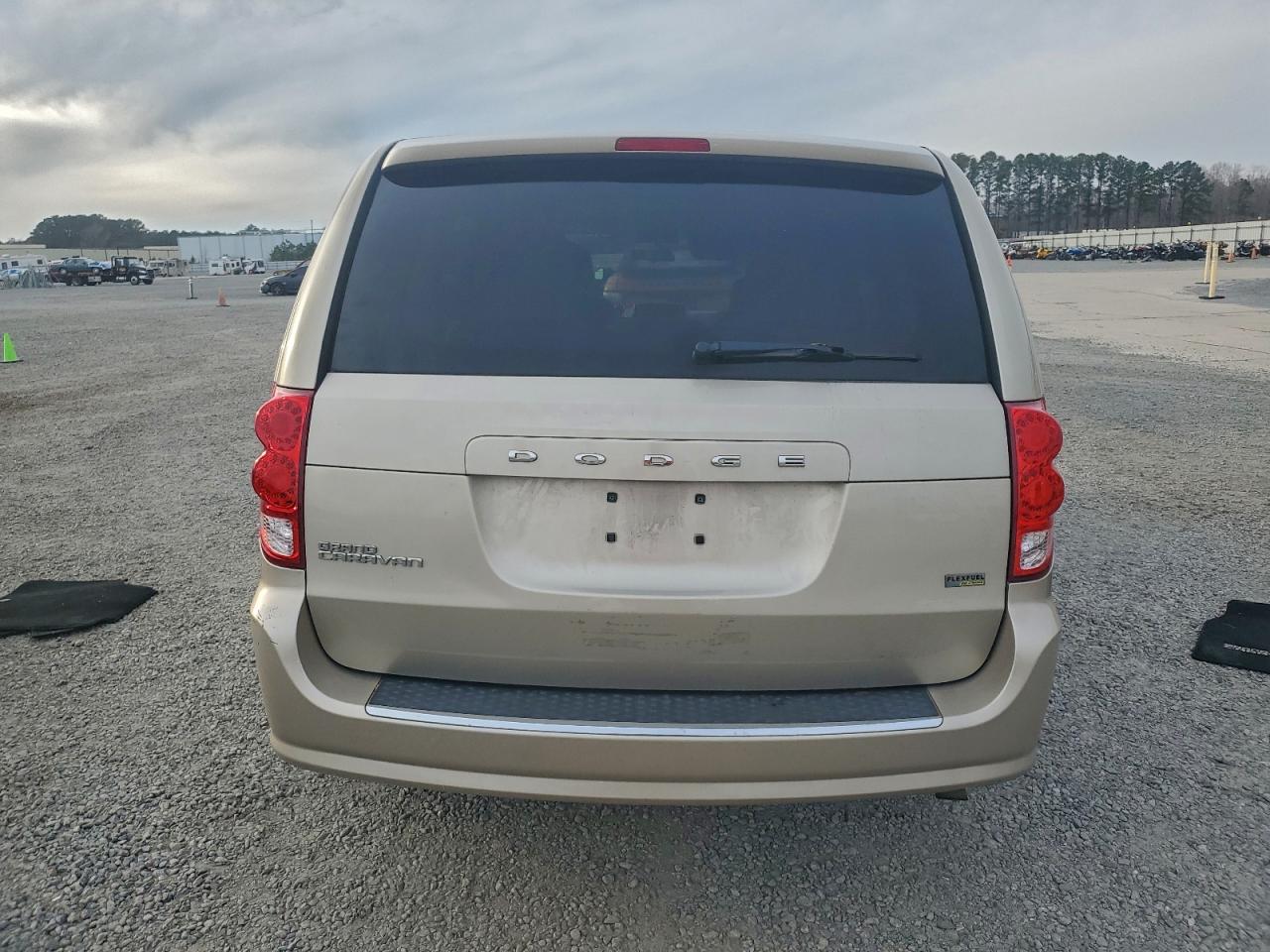 DODGE GRAND CARAVAN SE