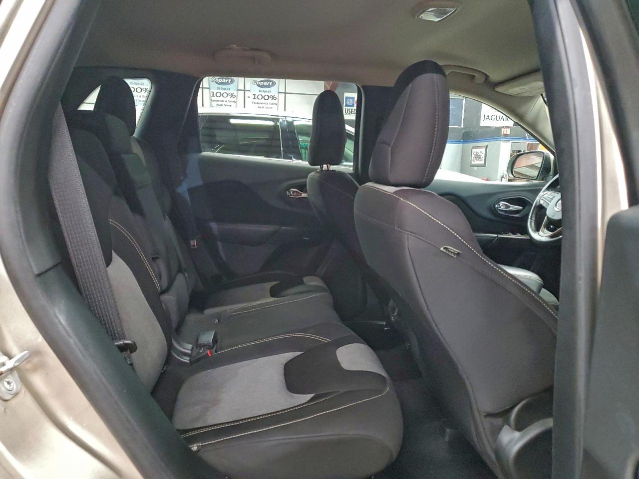 JEEP GRAND CHEROKEE LATITUDE