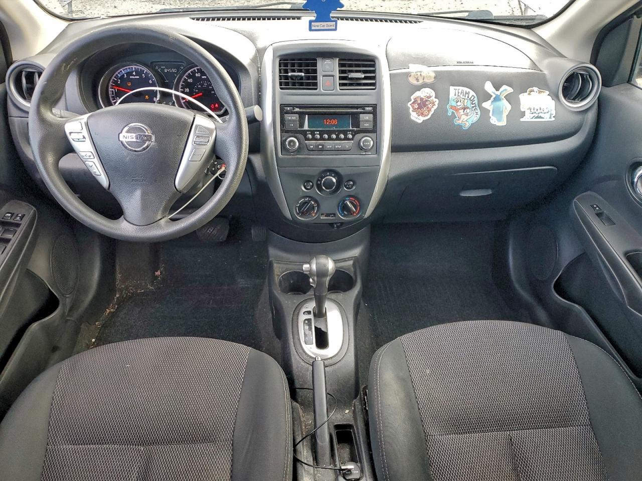 NISSAN VERSA S