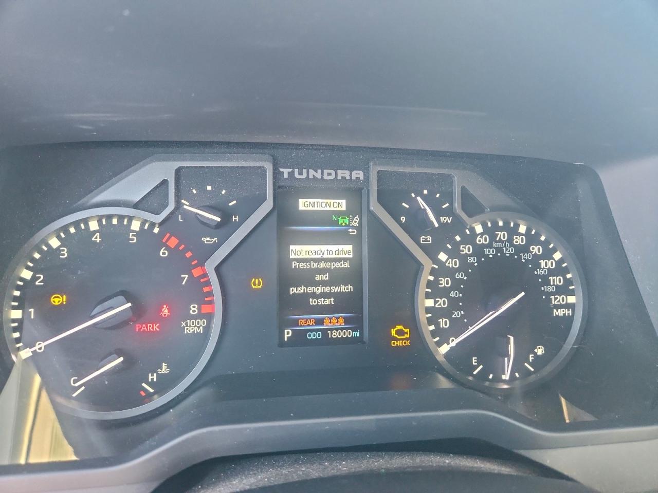 TOYOTA TUNDRA CREWMAX SR