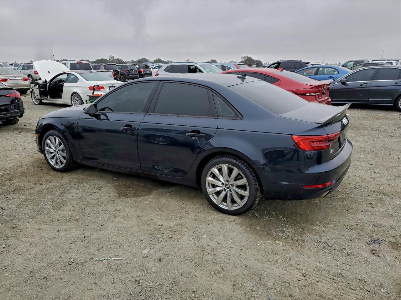 AUDI A4 PREMIUM