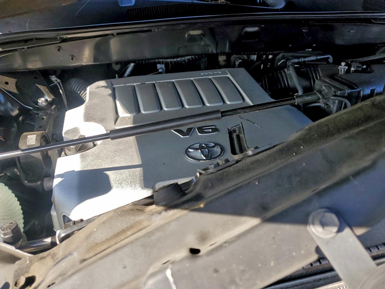 Lot #3310625837 2013 TOYOTA HIGHLANDER