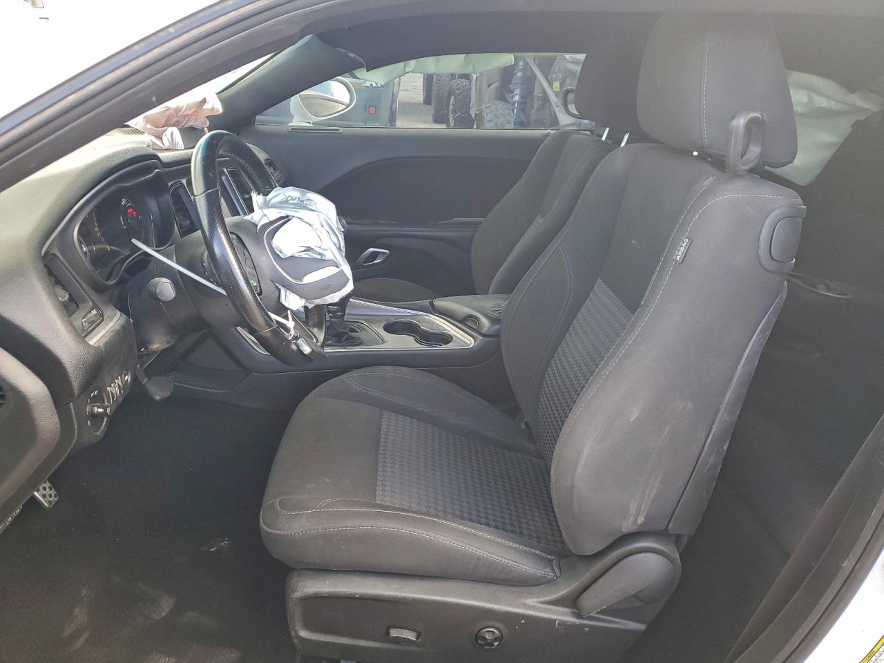 DODGE CHALLENGER SXT