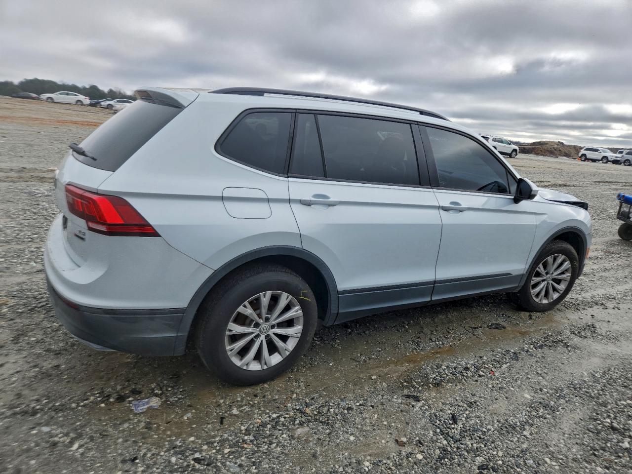 VOLKSWAGEN TIGUAN S