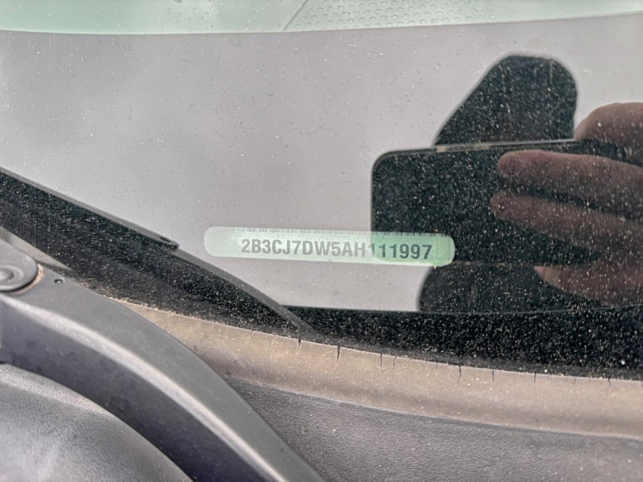 DODGE CHALLENGER SRT-8