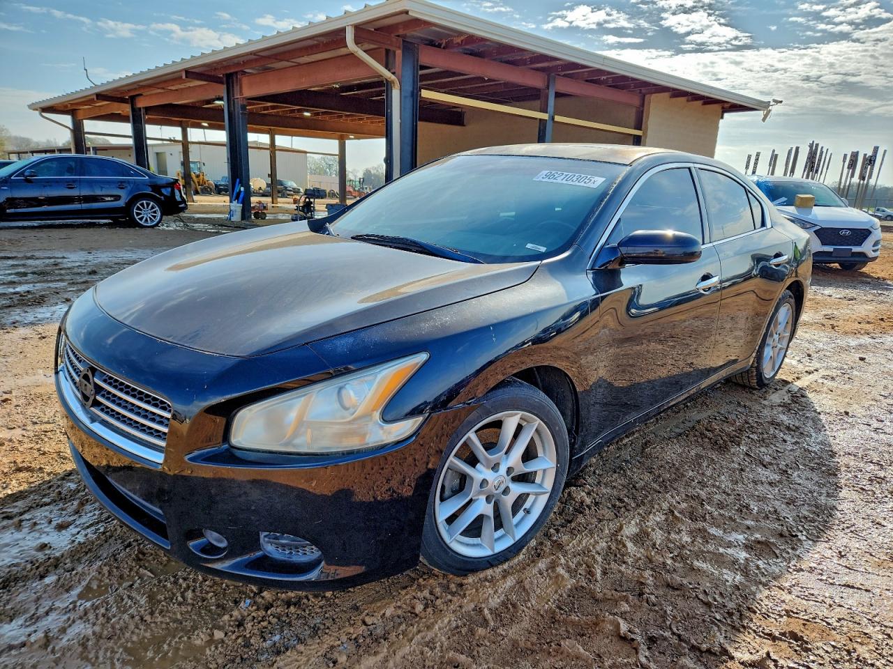 NISSAN MAXIMA S