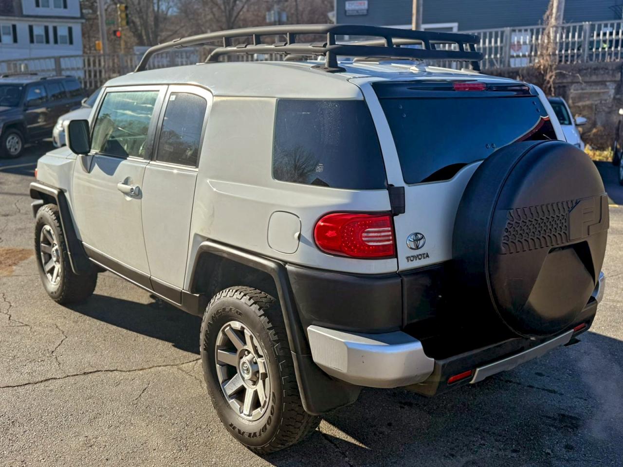 TOYOTA FJ CRUISER