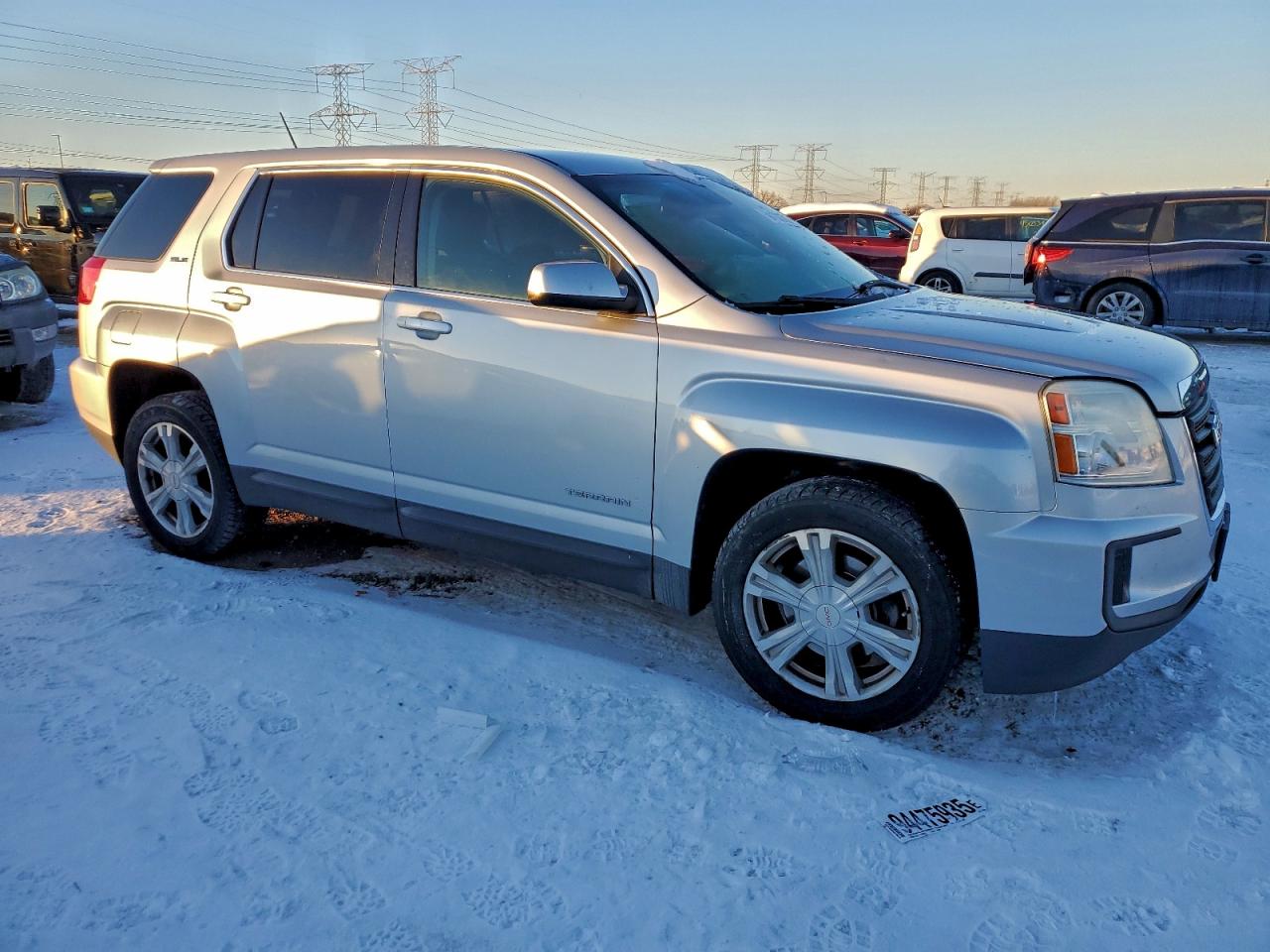 Lot #3305312319 2017 GMC TERRAIN SL