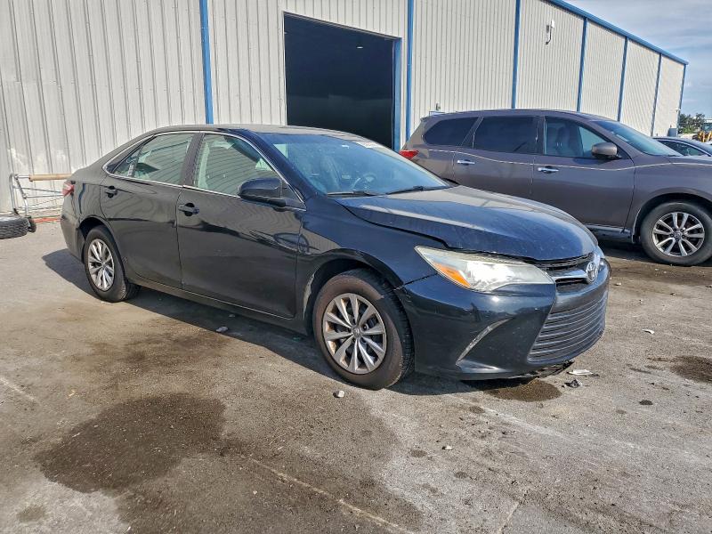 2015 TOYOTA CAMRY LE #3309280627