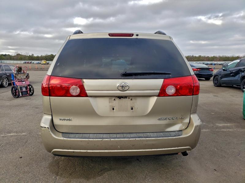 2010 TOYOTA SIENNA CE #3310322962
