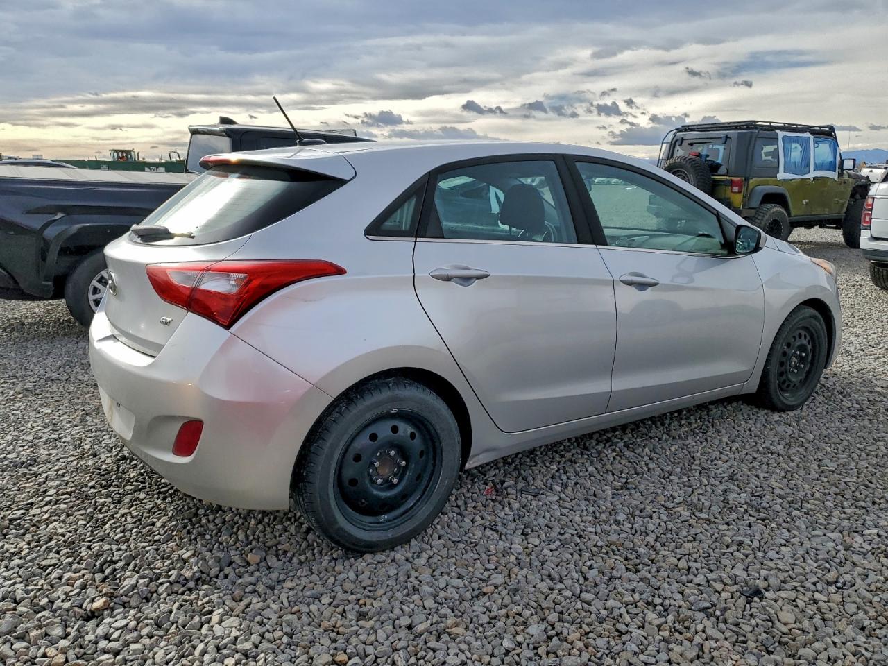 Lot #3310357963 2017 HYUNDAI ELANTRA GT