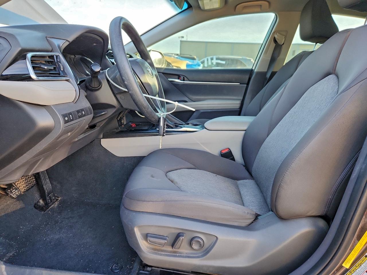 Lot #3311725239 2018 TOYOTA CAMRY L