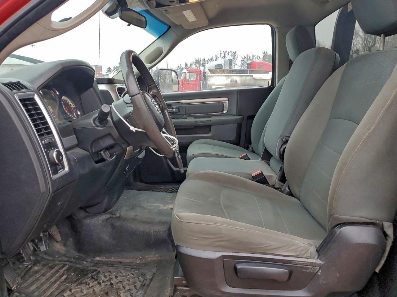 Lot #3309203626 2018 RAM 5500