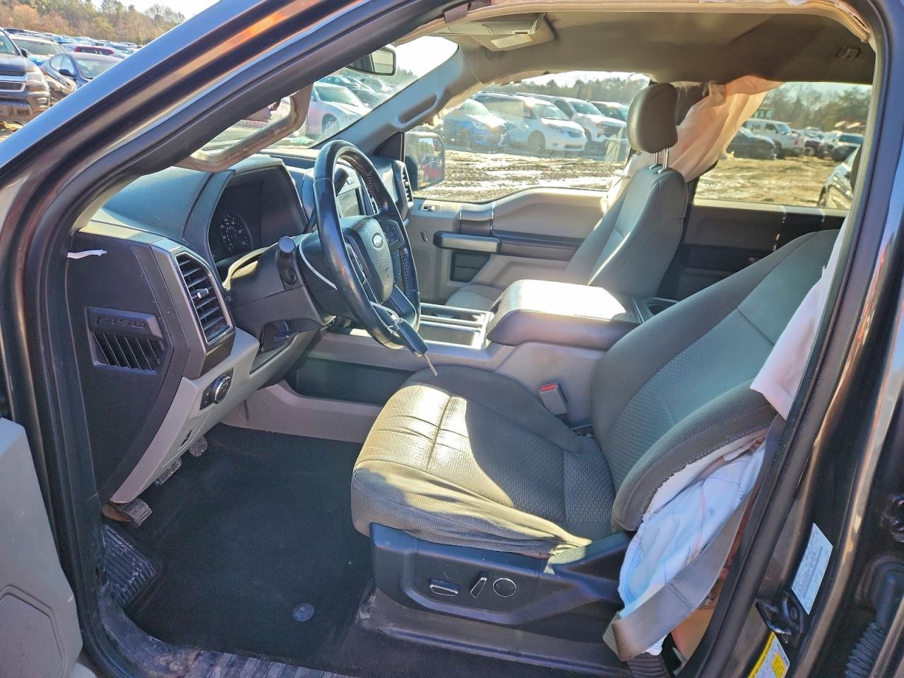 FORD F-150 SUPERCREW