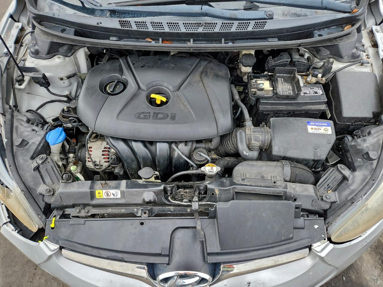 Lot #3309286631 2015 HYUNDAI ELANTRA SE