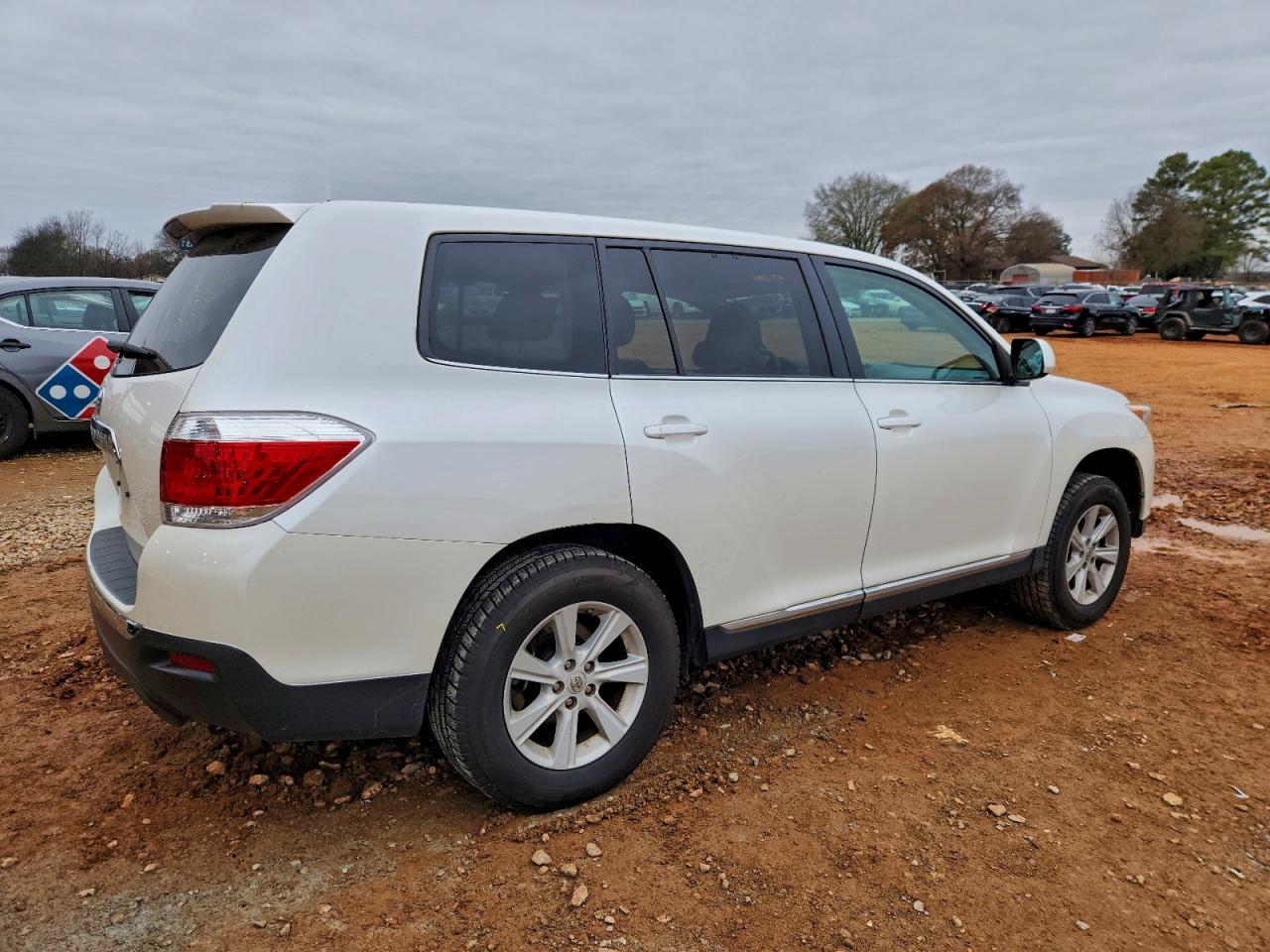 TOYOTA HIGHLANDER BASE