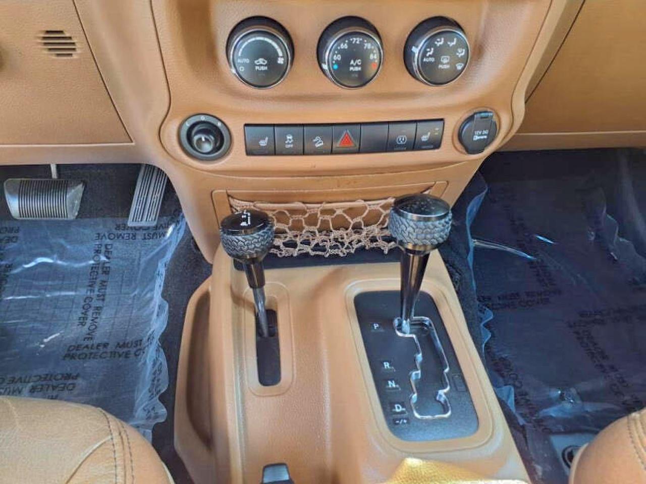 JEEP WRANGLER SAHARA