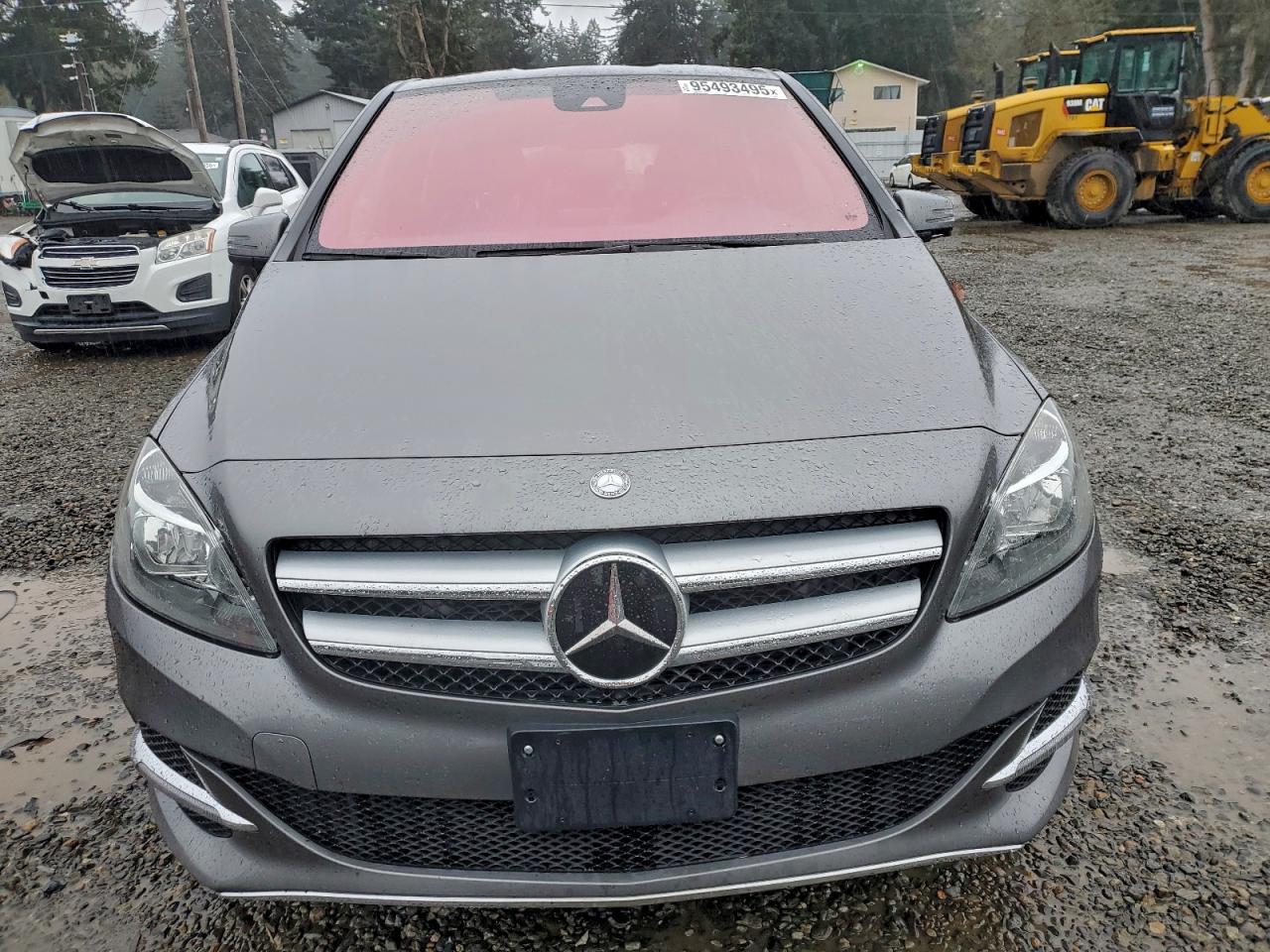 MERCEDES-BENZ B-CLASS 250E