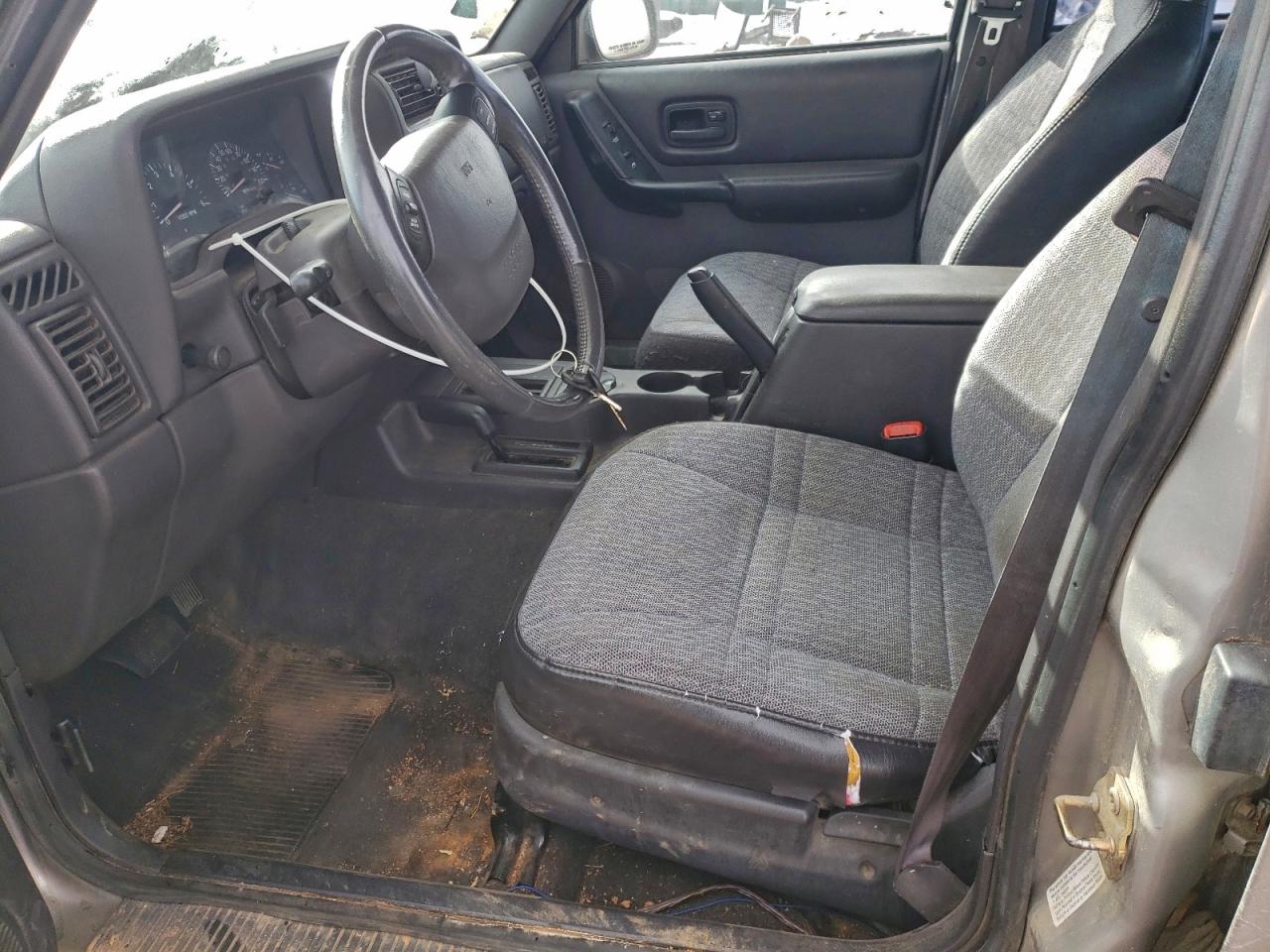 Lot #3305531060 2001 JEEP CHEROKEE S