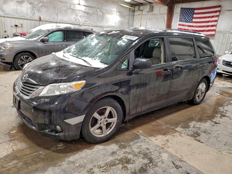 2013 TOYOTA SIENNA XLE #3311578768
