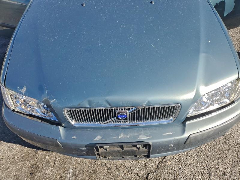 2002 VOLVO V40 1.9T #3311476261