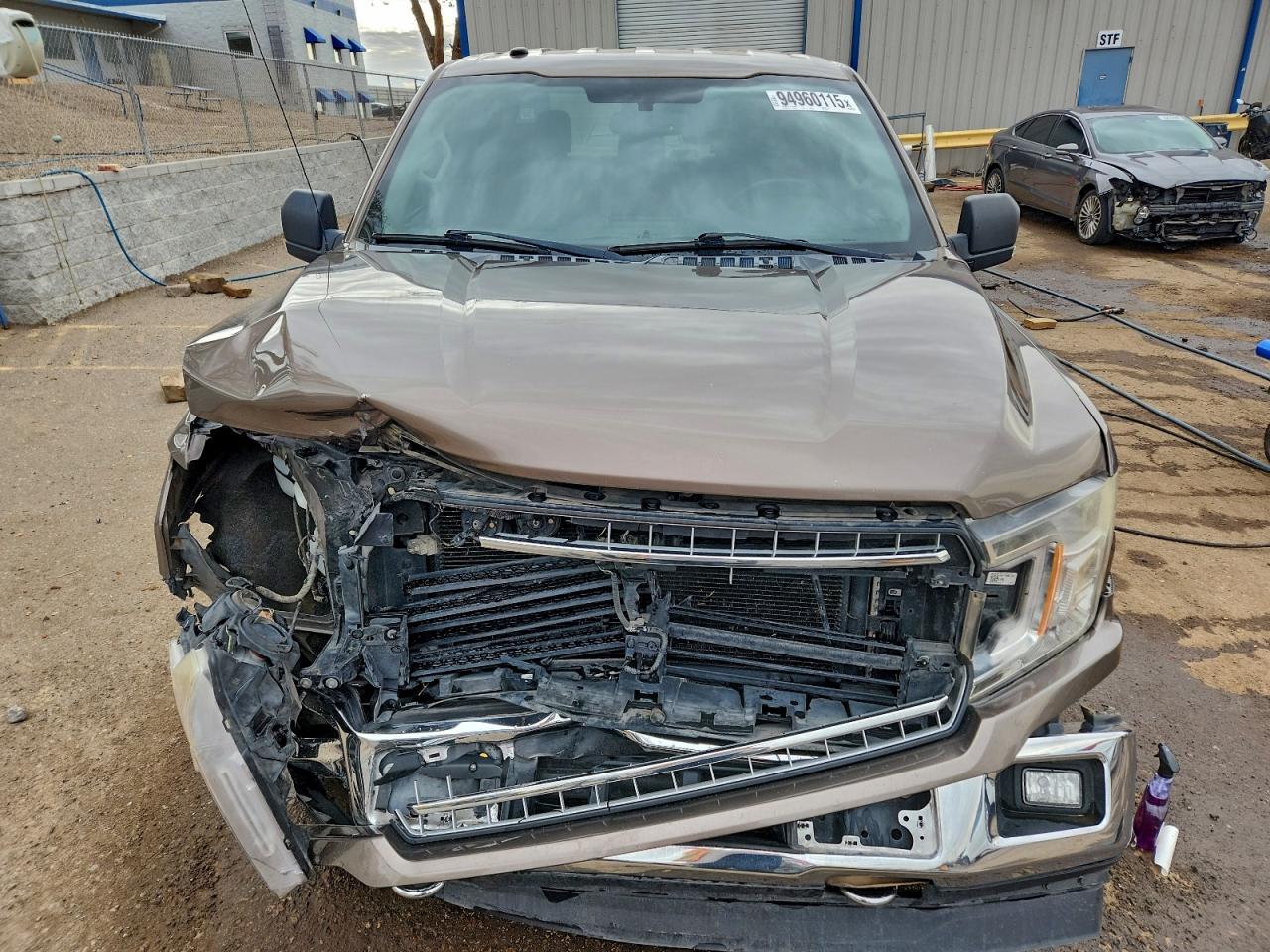 FORD F-150 SUPERCREW