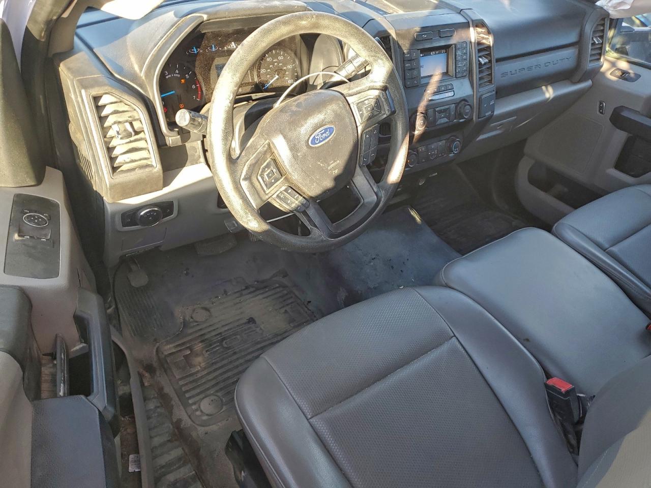 FORD F-350 SUPER DUTY