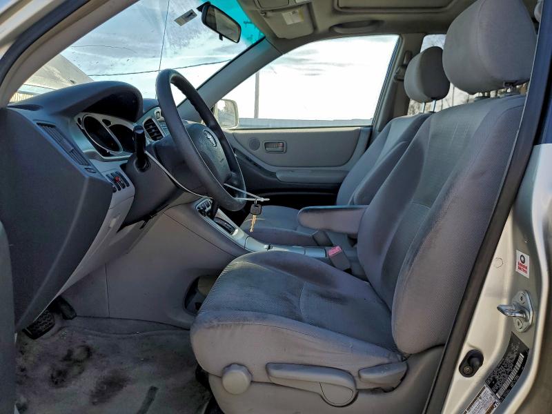 2004 TOYOTA HIGHLANDER #3301708396