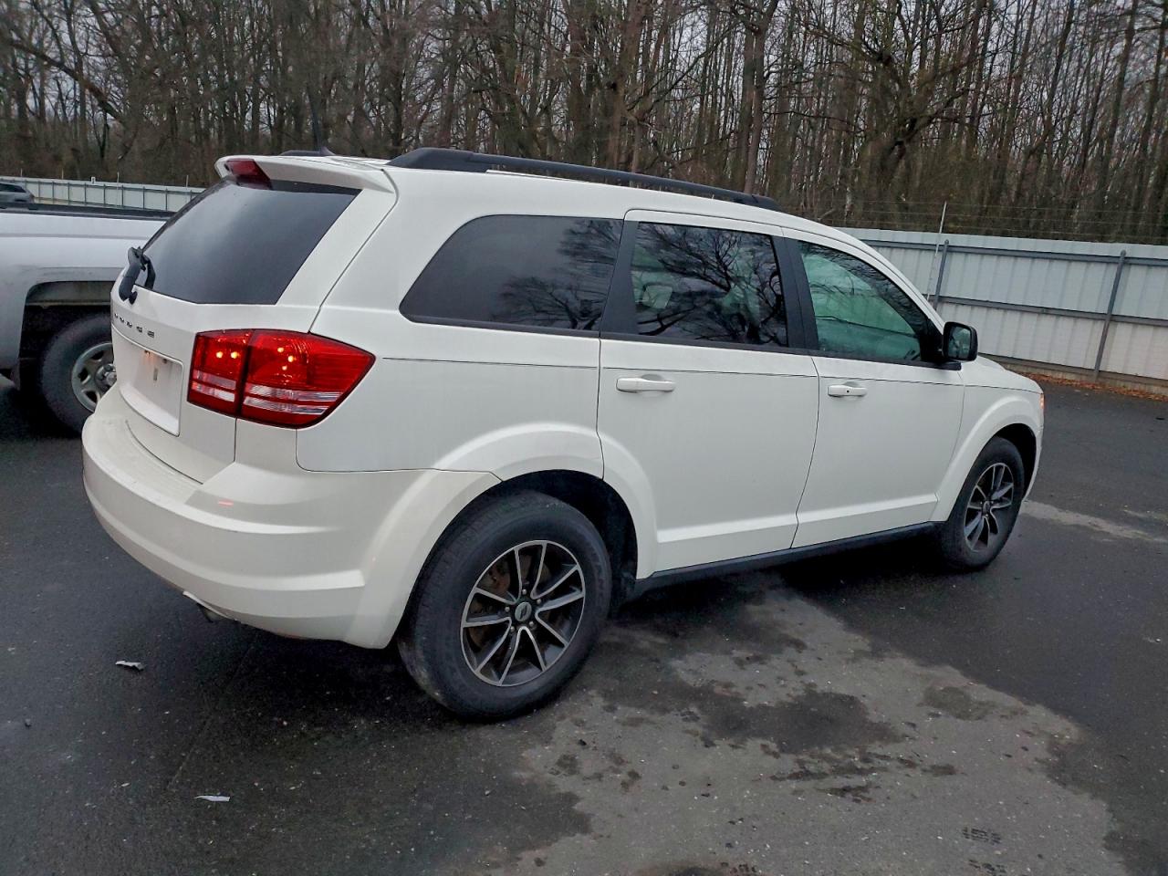 DODGE JOURNEY SE
