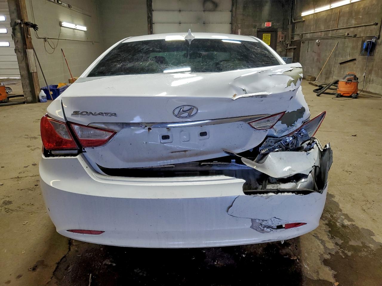 Lot #3315846196 2013 HYUNDAI SONATA GLS