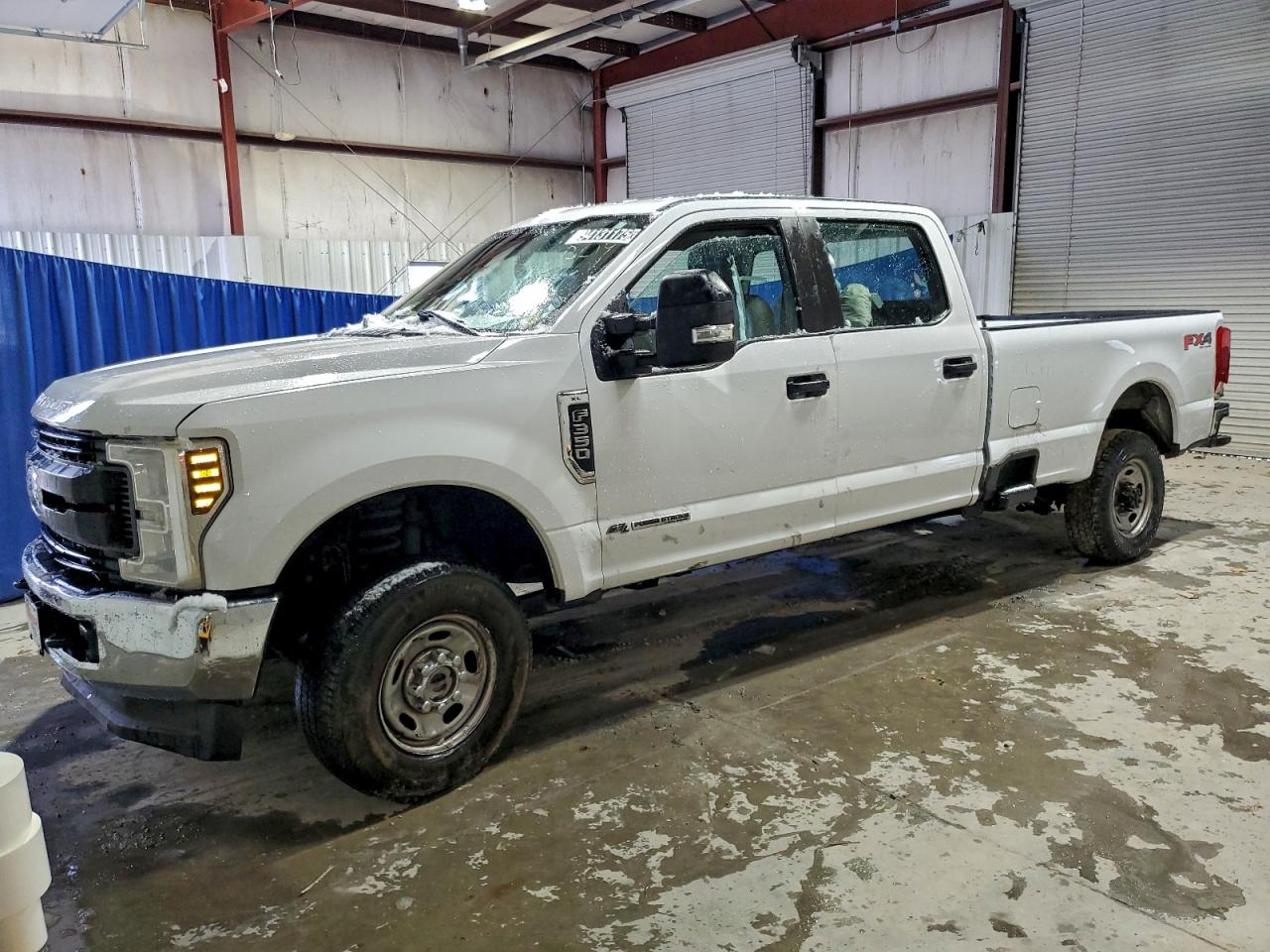 FORD F-350 SUPER DUTY