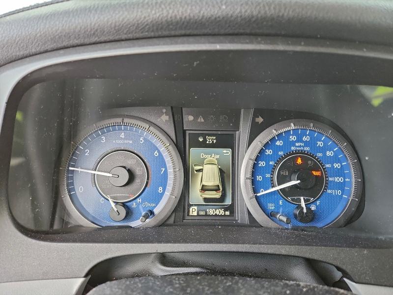 2015 TOYOTA SIENNA XLE #3312431675