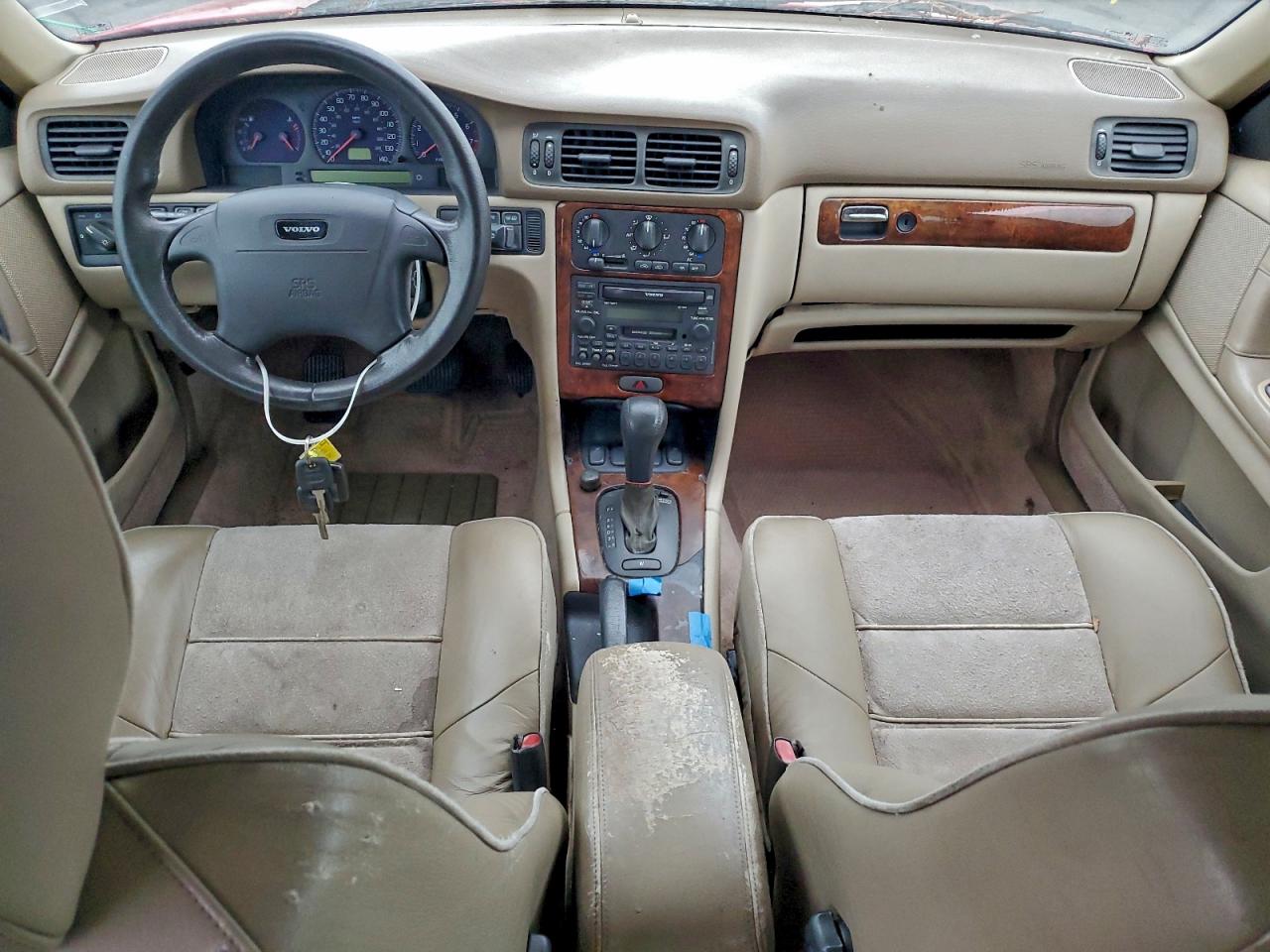 Lot #3316093236 1999 VOLVO V70 R