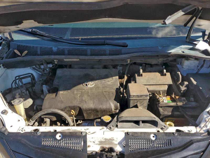 2011 TOYOTA SIENNA #3310420956