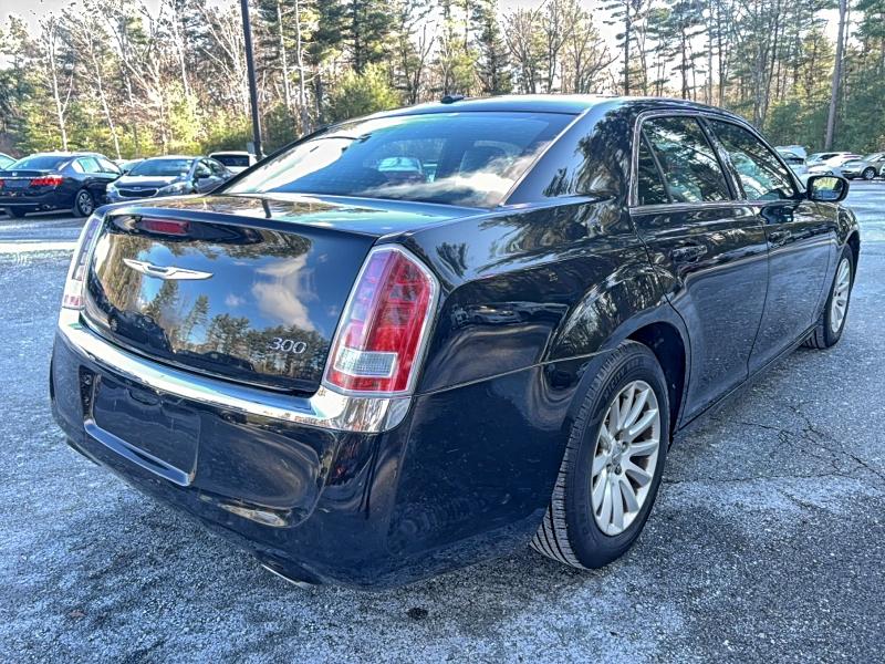 2013 CHRYSLER 300 #3311485269