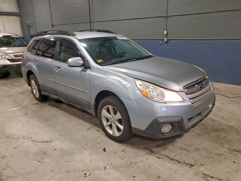2013 SUBARU OUTBACK 2. #3302904965