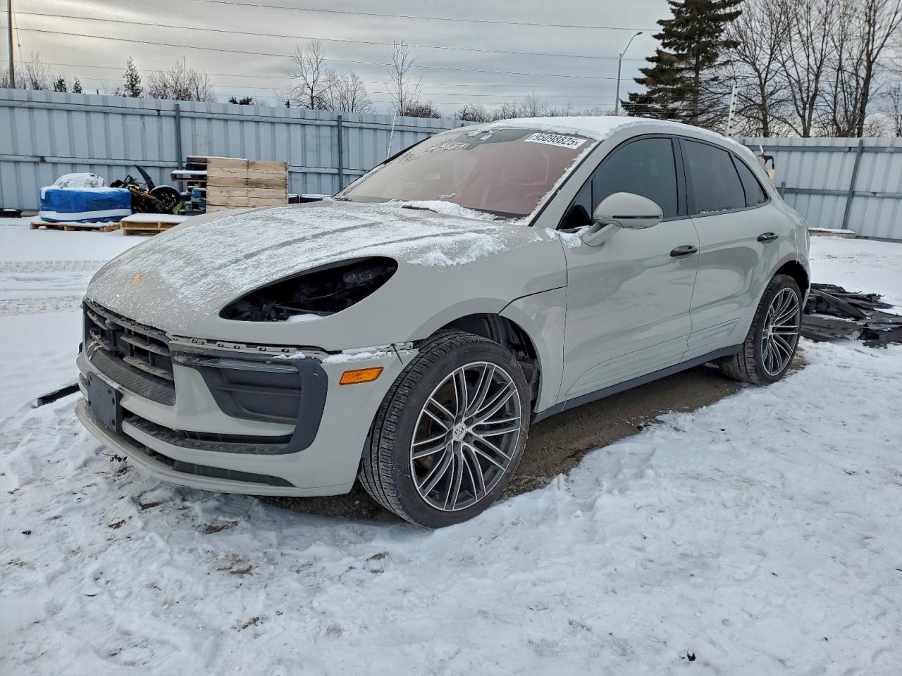 PORSCHE MACAN BASE