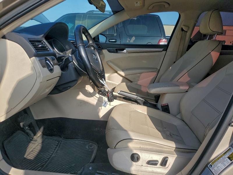 2016 VOLKSWAGEN PASSAT SE #3315668783