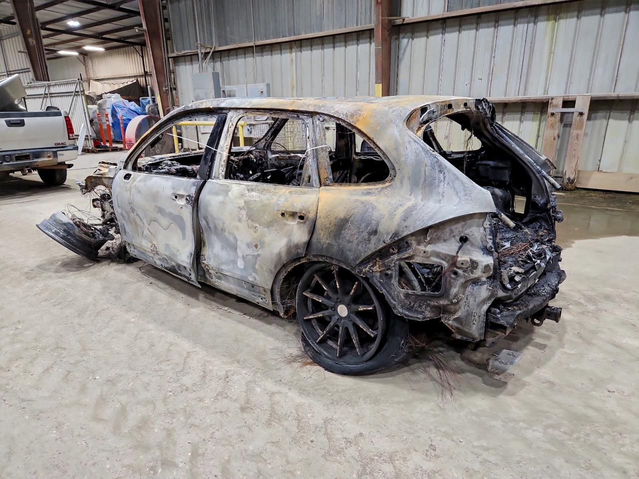 Lot #3316067240 2014 PORSCHE CAYENNE