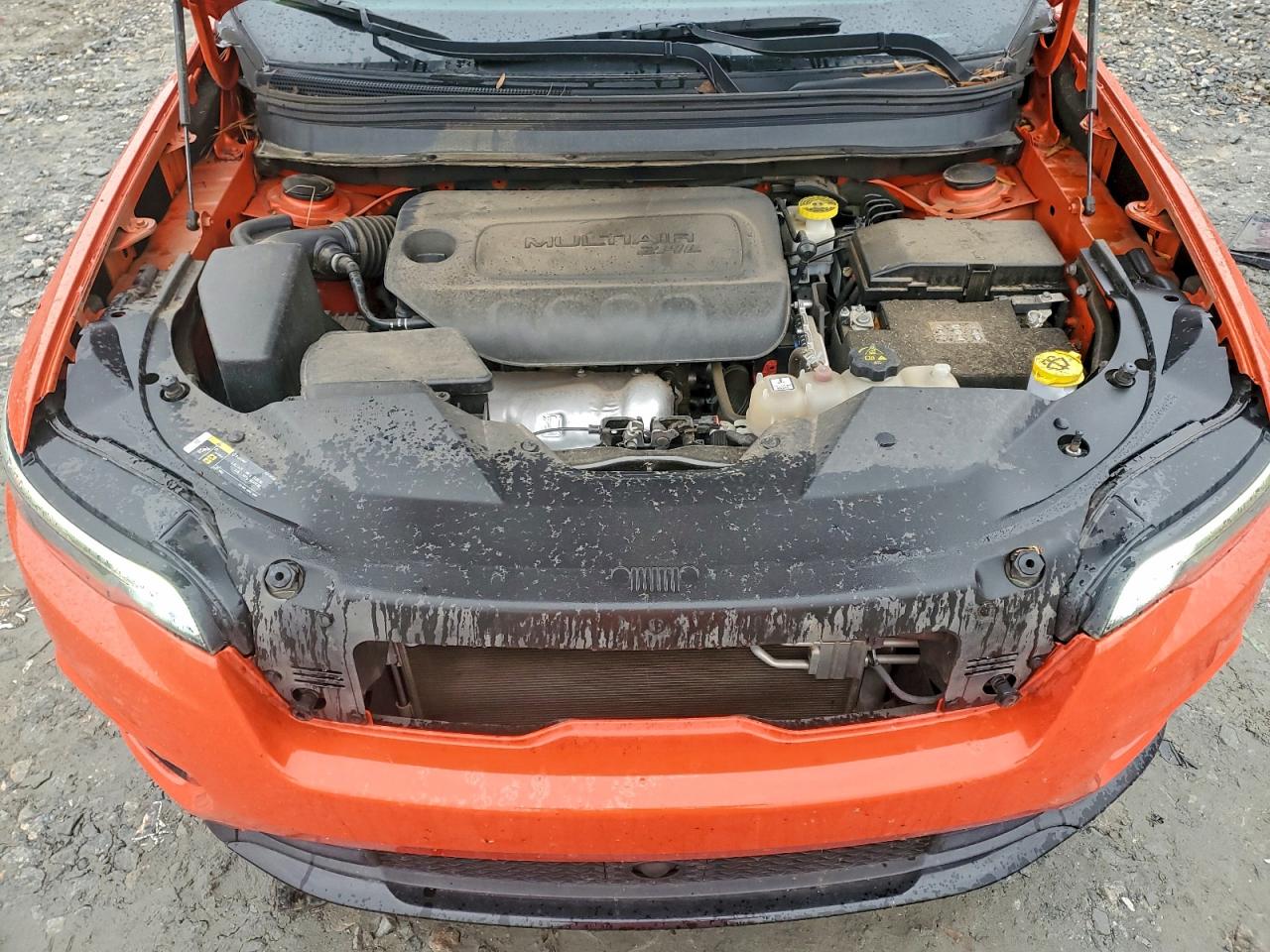 JEEP GRAND CHEROKEE LATITUDE PLUS