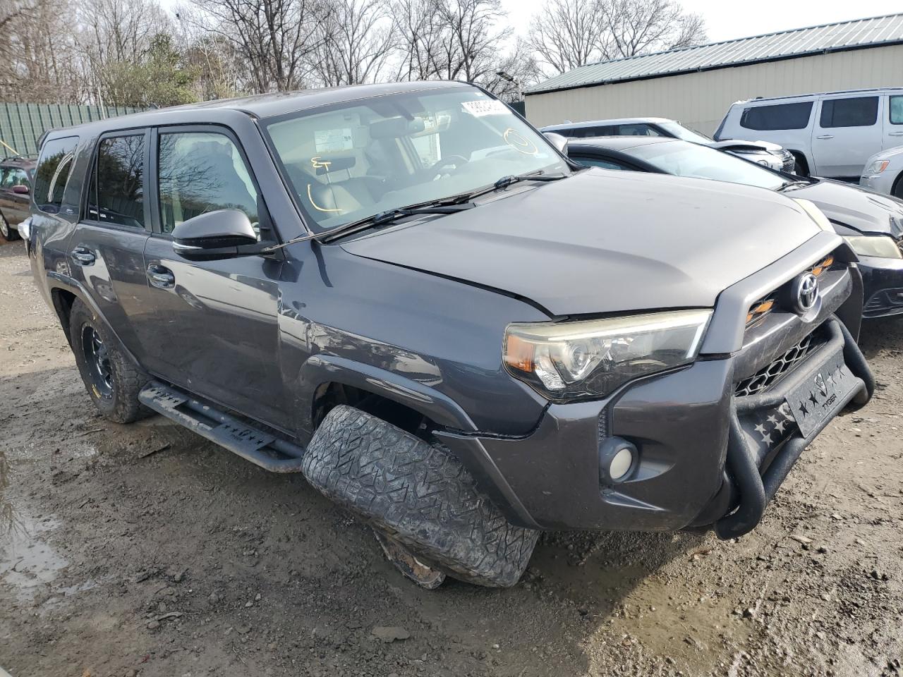 TOYOTA 4RUNNER SR5/SR5 PREMIUM