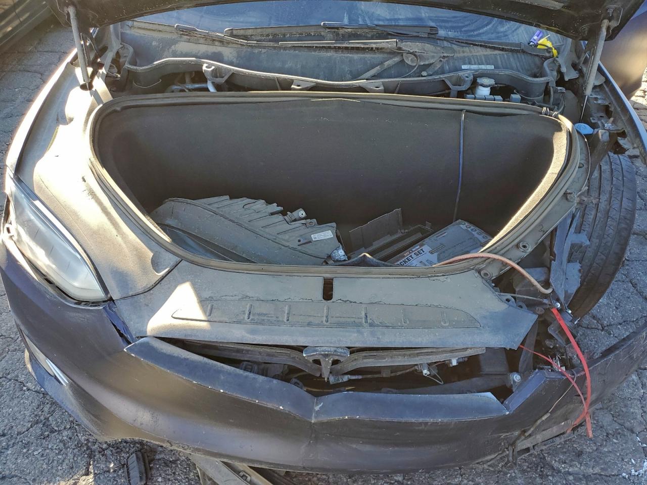 Lot #3311446370 2016 TESLA MODEL X