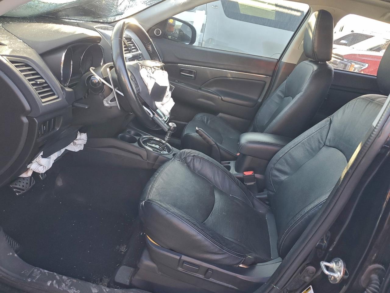 Lot #3311653256 2016 MITSUBISHI OUTLANDER