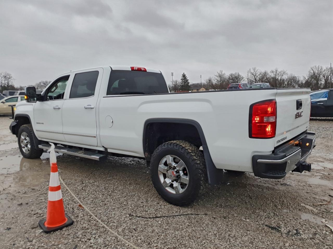 Lot #3310322023 2017 GMC SIERRA K35