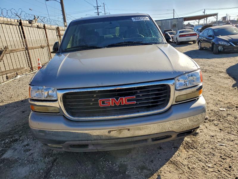 2004 GMC YUKON #3309652881
