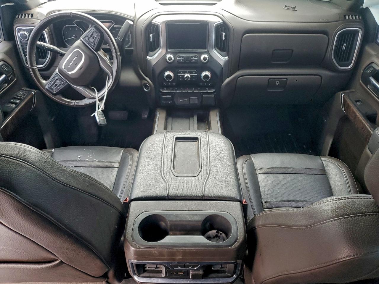 GMC SIERRA K2500 DENALI